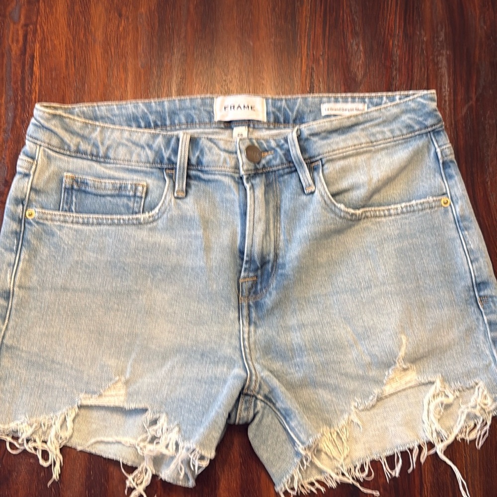 NWOT Frame LeGrand Garçon Short in Swindle Sz 26